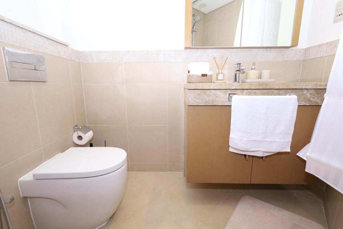 Lux 2 Bed In Downtown W Mall Access * Dubái