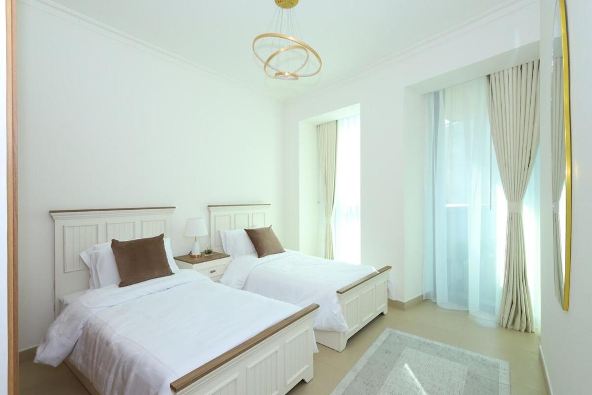 Appartement Lux 2 Bed In Downtown W Mall Access Dubaï