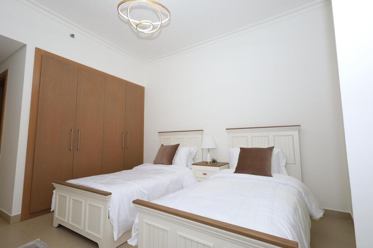 Lux 2 Bed In Downtown W Mall Access * Dubaï