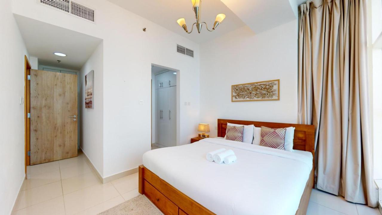 Continental Tower - One Bedroom With Marina View