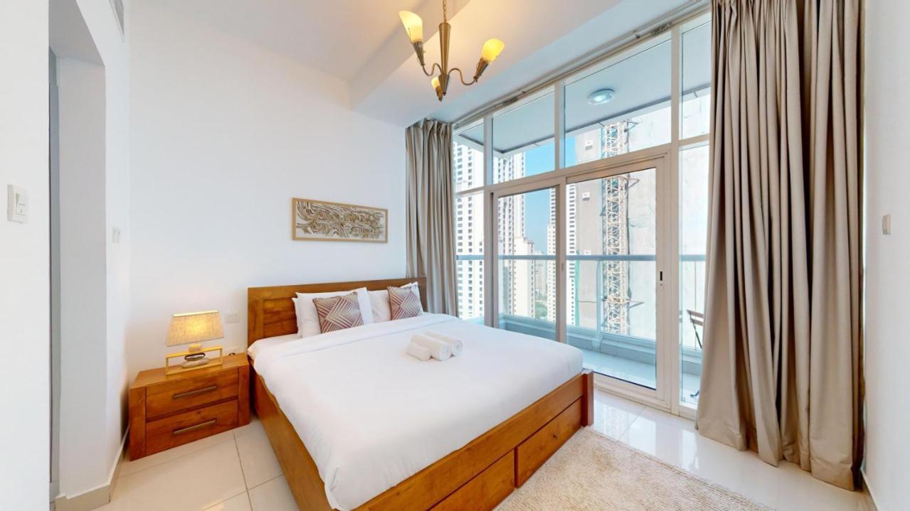 Continental Tower - One Bedroom With Marina View Appartement *