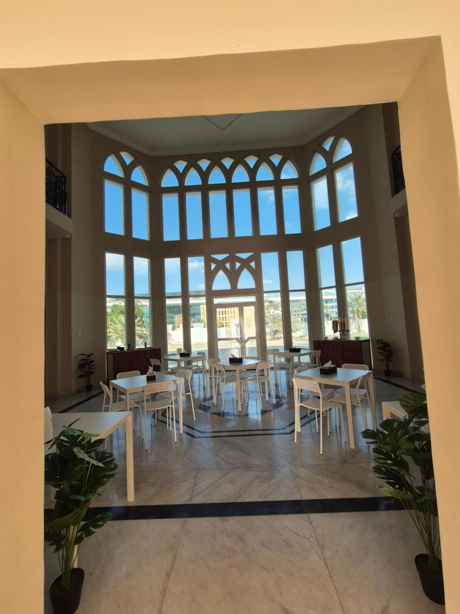 Apartament Four Stars Dubai