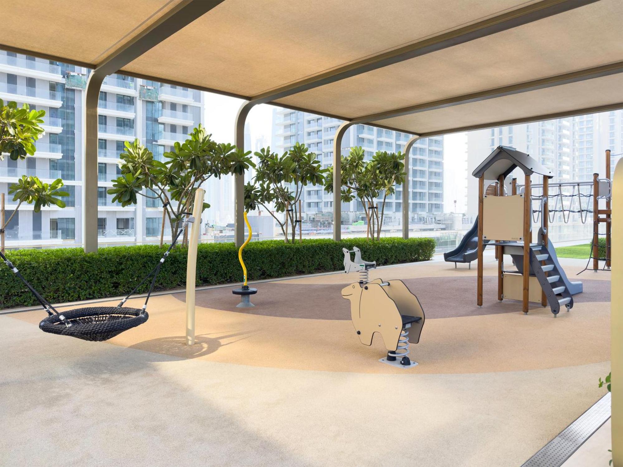 Exclusive Beachfront 2 Bed With Pool & Palm View Appartement *