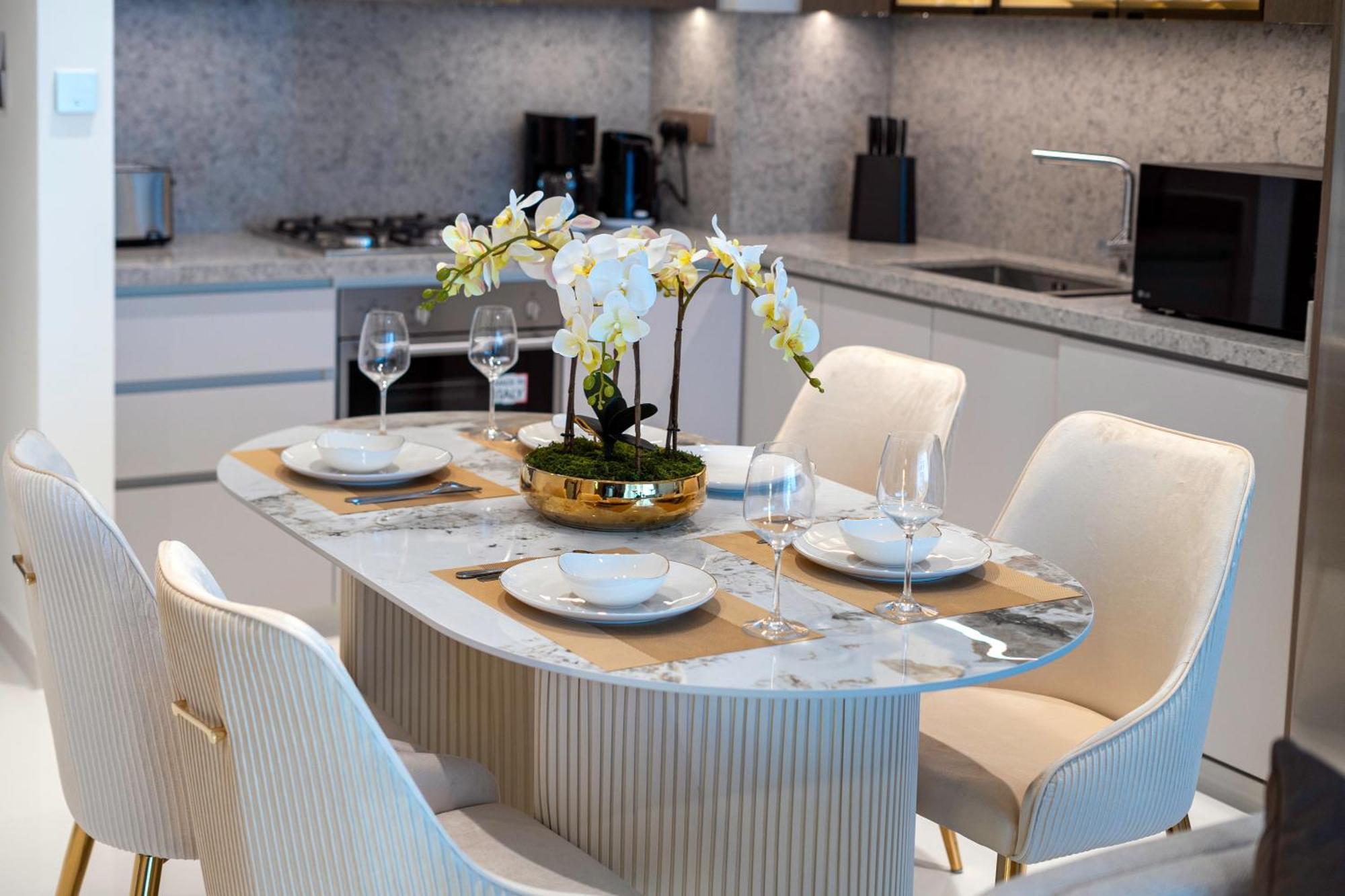 Appartement Exclusive Beachfront 2 Bed With Pool & Palm View Dubaï