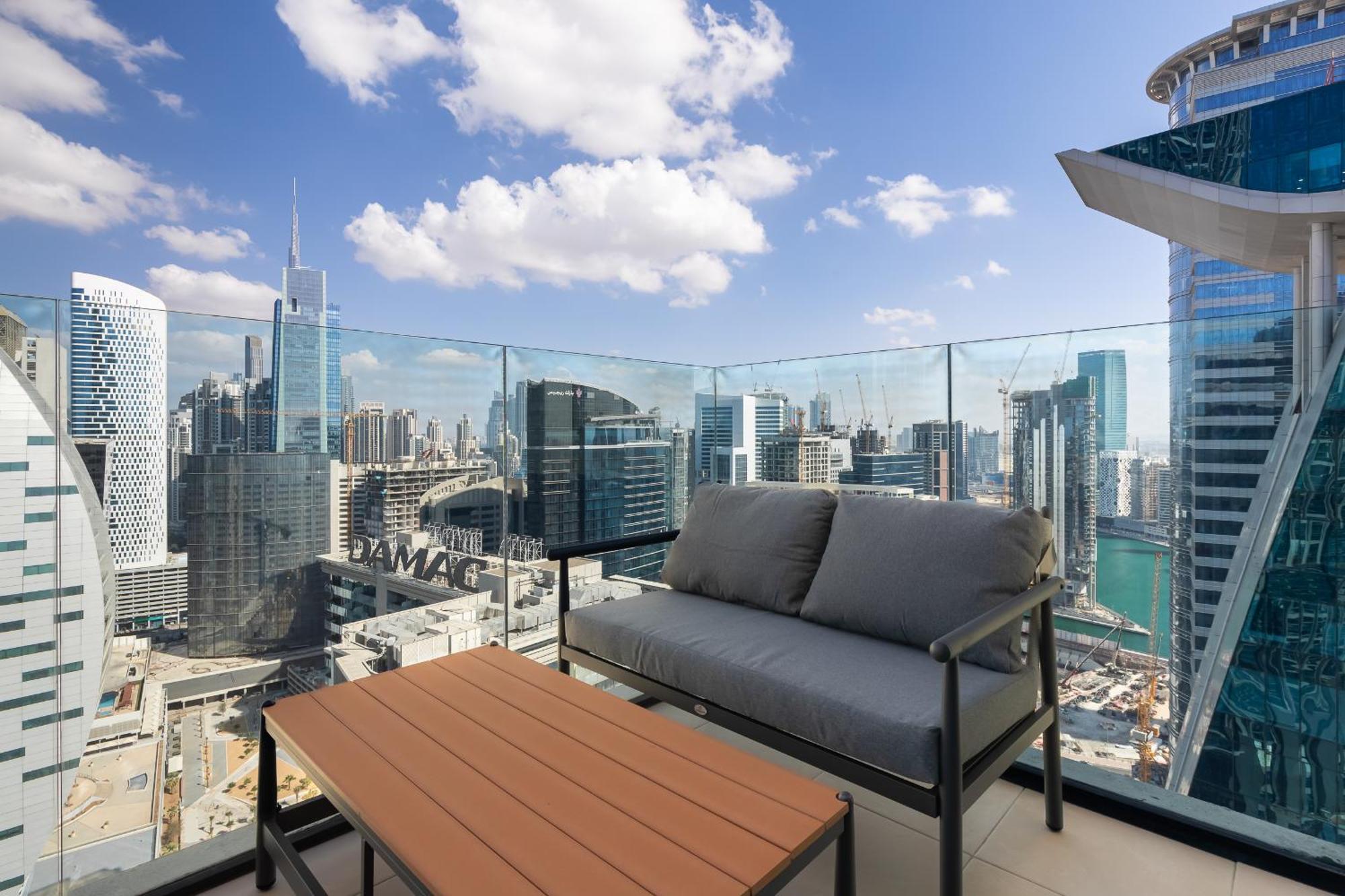 Appartement Simply Comfort In Missoni Floor With Sea, Canal And Burj Khalifa Views *