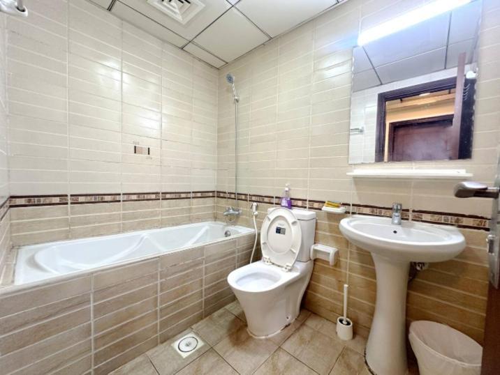 Adventurers Partition In Barsha Heights Privat bolig Dubai