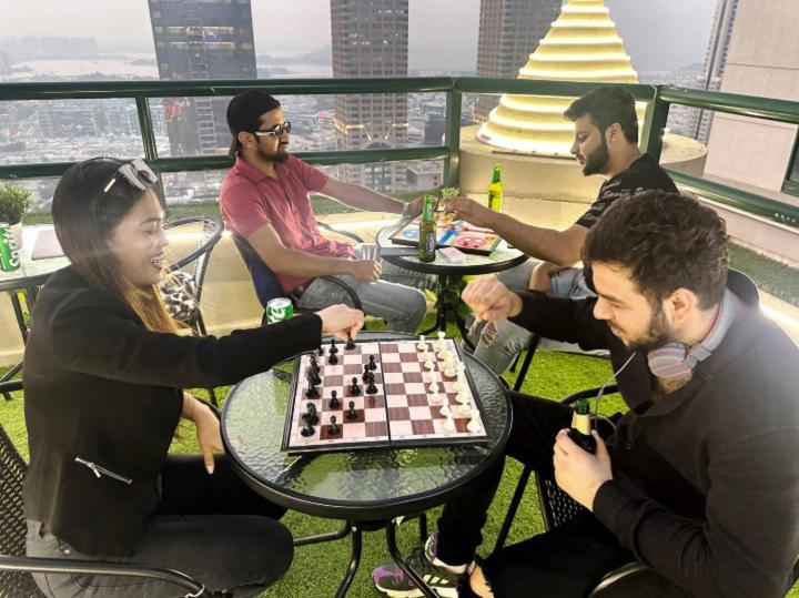 Adventurers Partition In Barsha Heights Privat bolig *