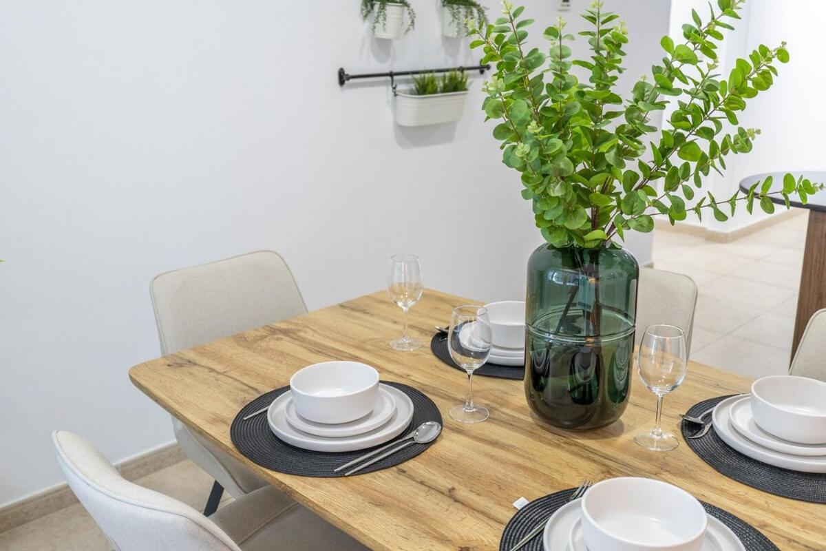 Apartamento Cozy 2-bedroom Near Beaches At Elite Residences Marina
