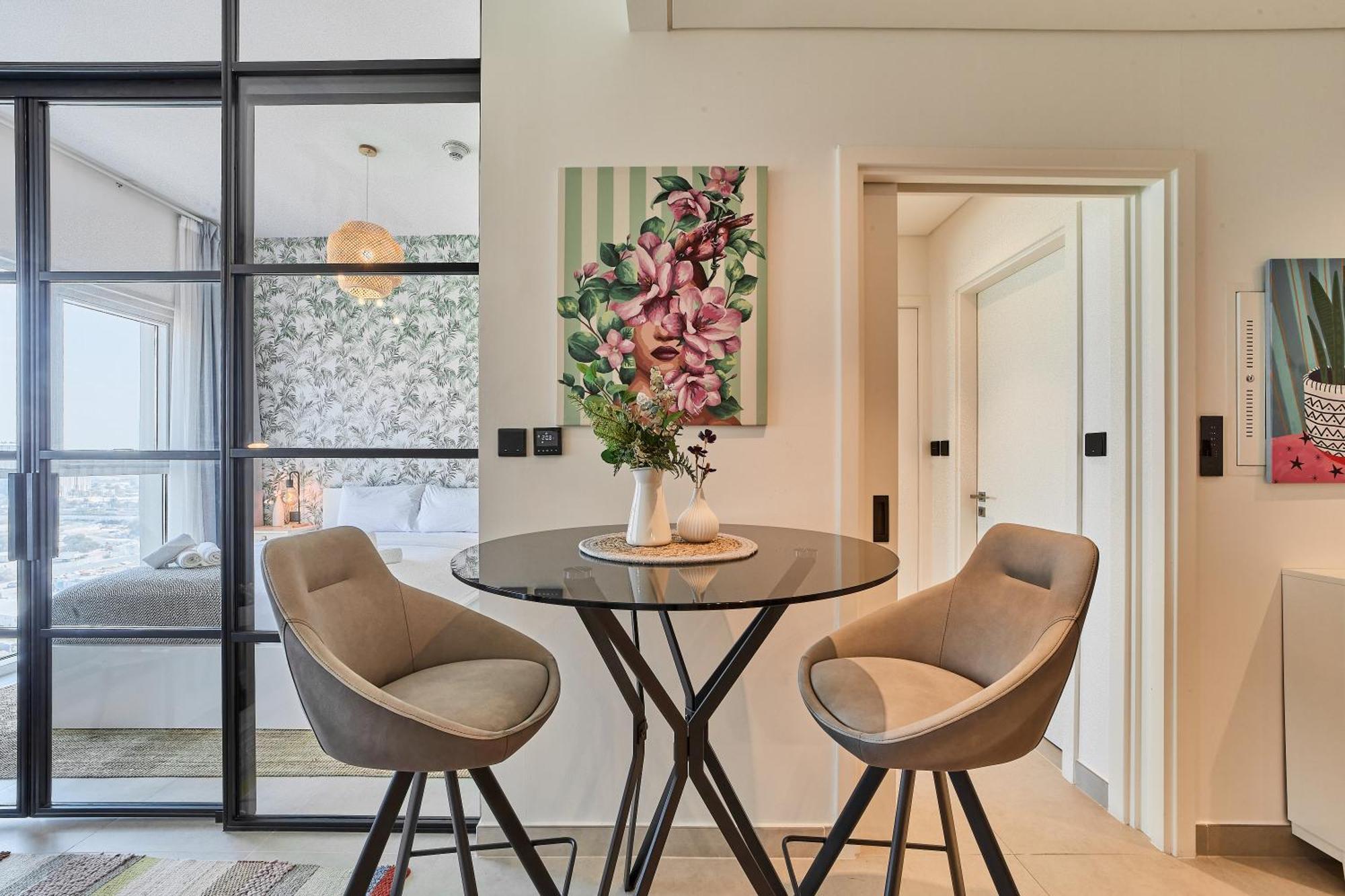Elegant & Bright 1br Getaway Near Hills Park * Dubaï