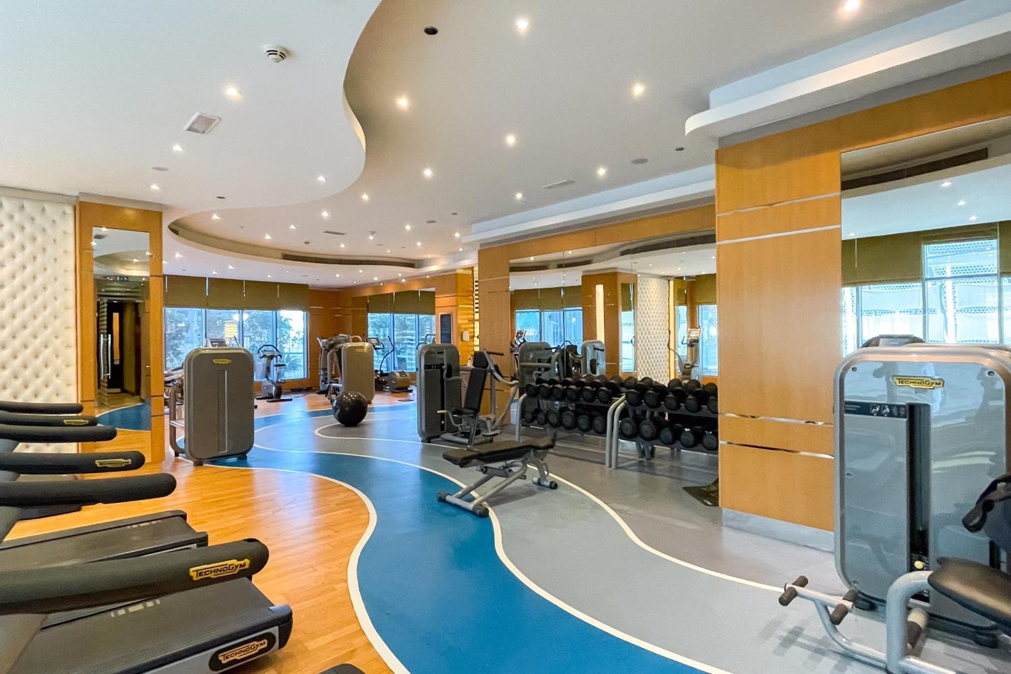 Fancy 3 Bedroom Right Next To Mall With Burj View In Downtown * Dubaï