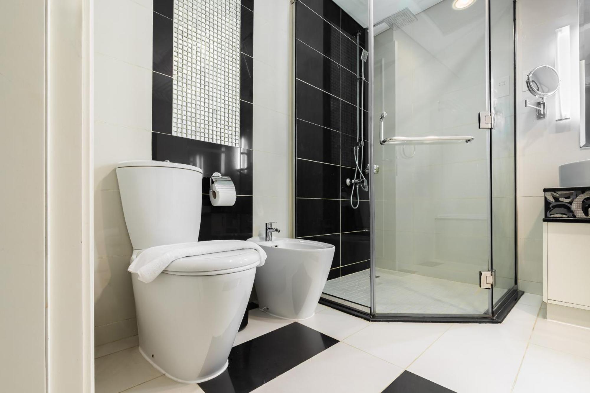Fancy 3 Bedroom Right Next To Mall With Burj View In Downtown Appartement Dubaï