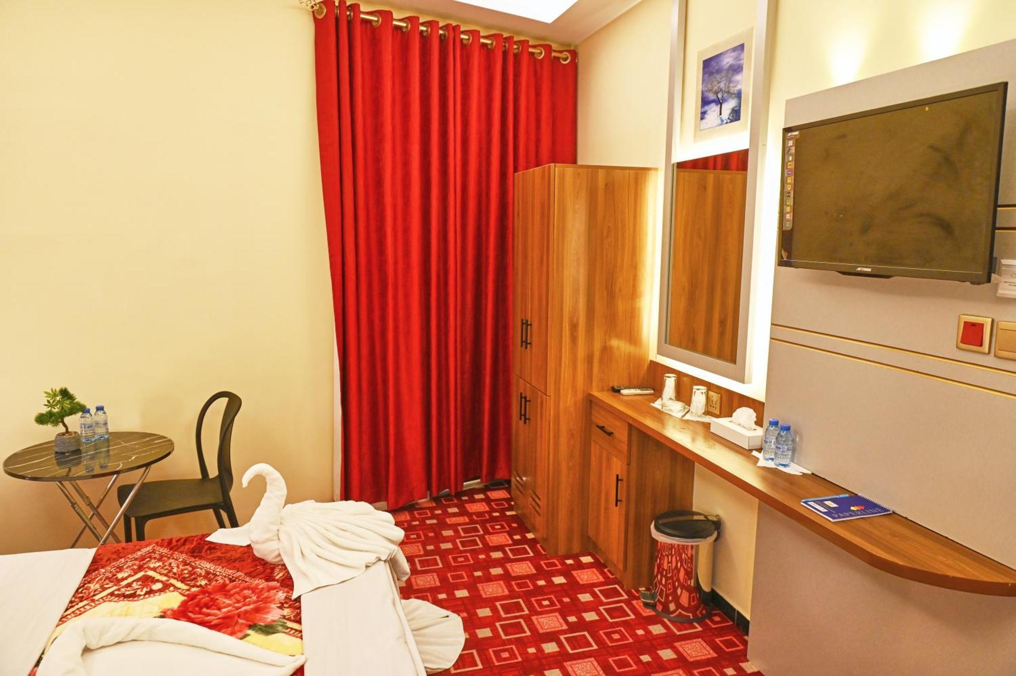 Tanha Palace Hotel Dubái