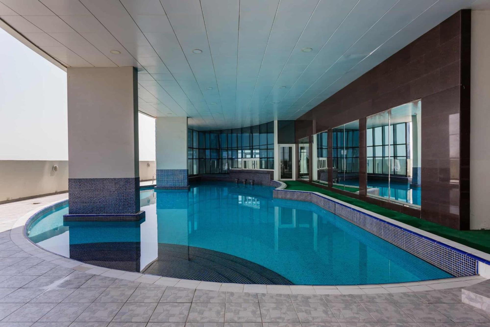 Signature Jlt Apartment Dubai
