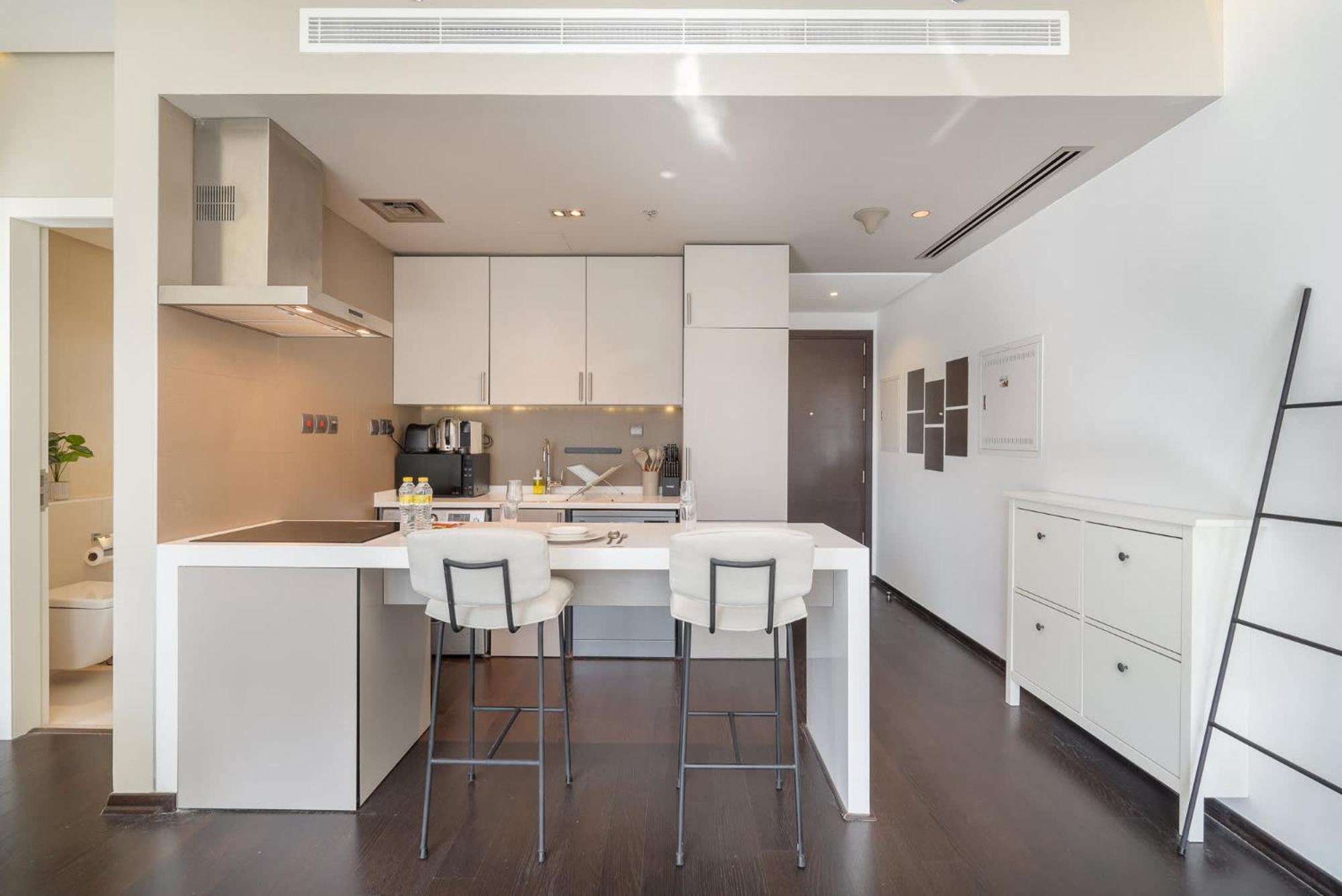 Cozy 1-bedroom At West Avenue Tower Near Marina Apartamento *