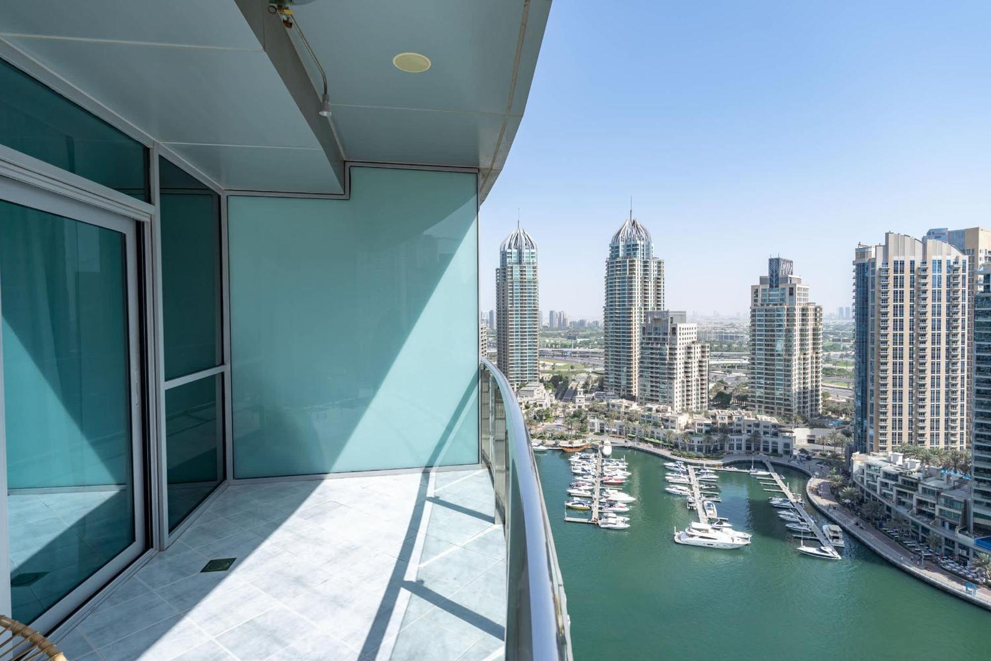 Lägenhet Exquisite 3-bedrooms At Marina Terrace With Striking Views Of Marina! *
