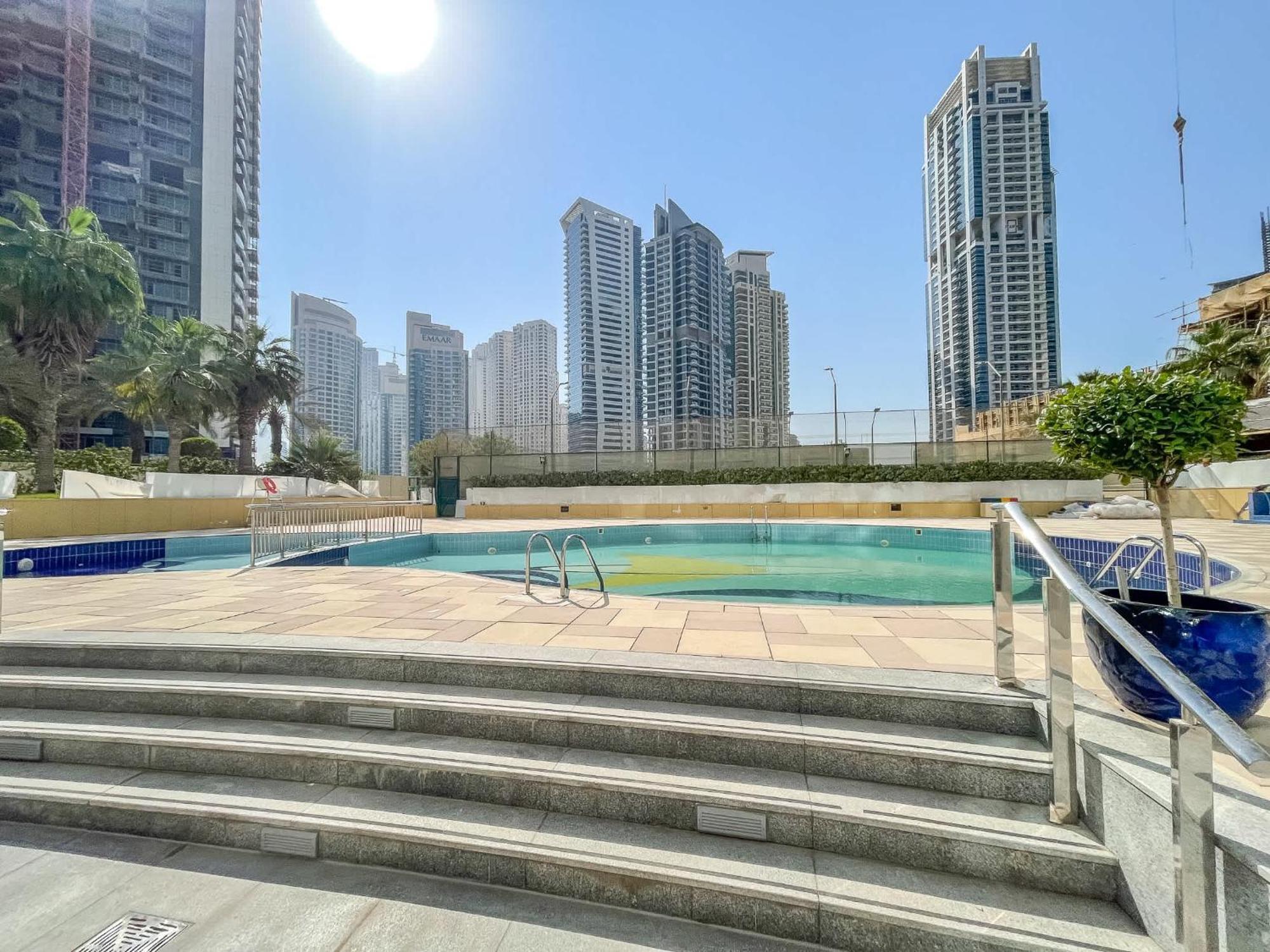 Apartament Exquisite 3-bedrooms At Marina Terrace With Striking Views Of Marina!