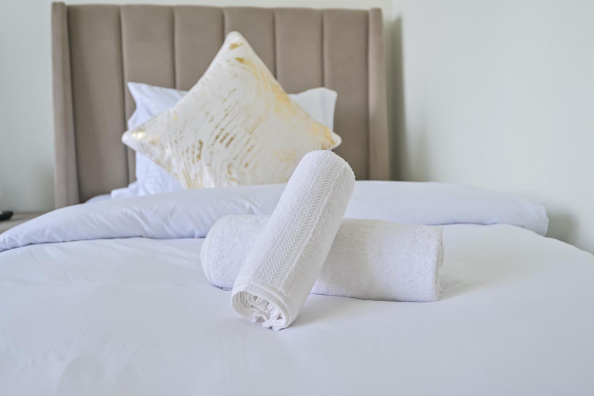 Burj Vista 2br Luxurious Wdirect Access To Mall * Dubaï