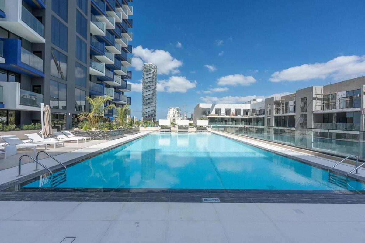 Cozy 1-bedroom Perfect For 4 In Jvc * Dubaï
