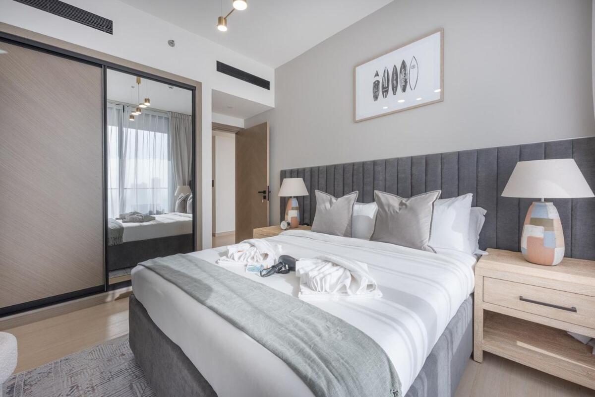 Cozy 1-bedroom Perfect For 4 In Jvc
