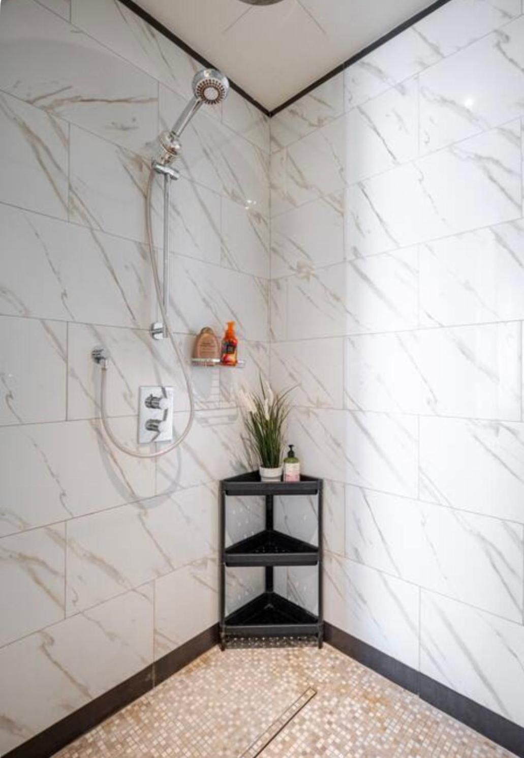 Atria By Millenium Business Bay Apartemen Dubai