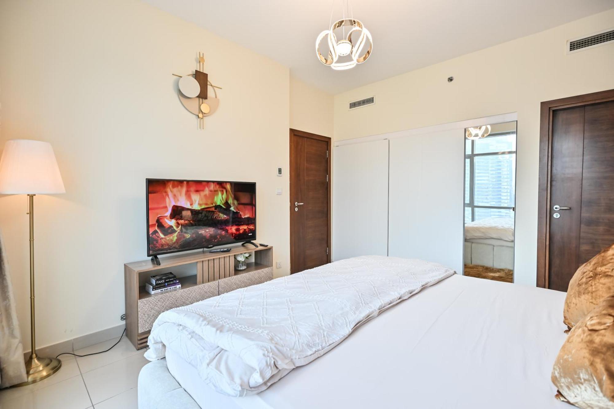 Luxury 1bhk With Marina Views Near Jbr Appartamento *