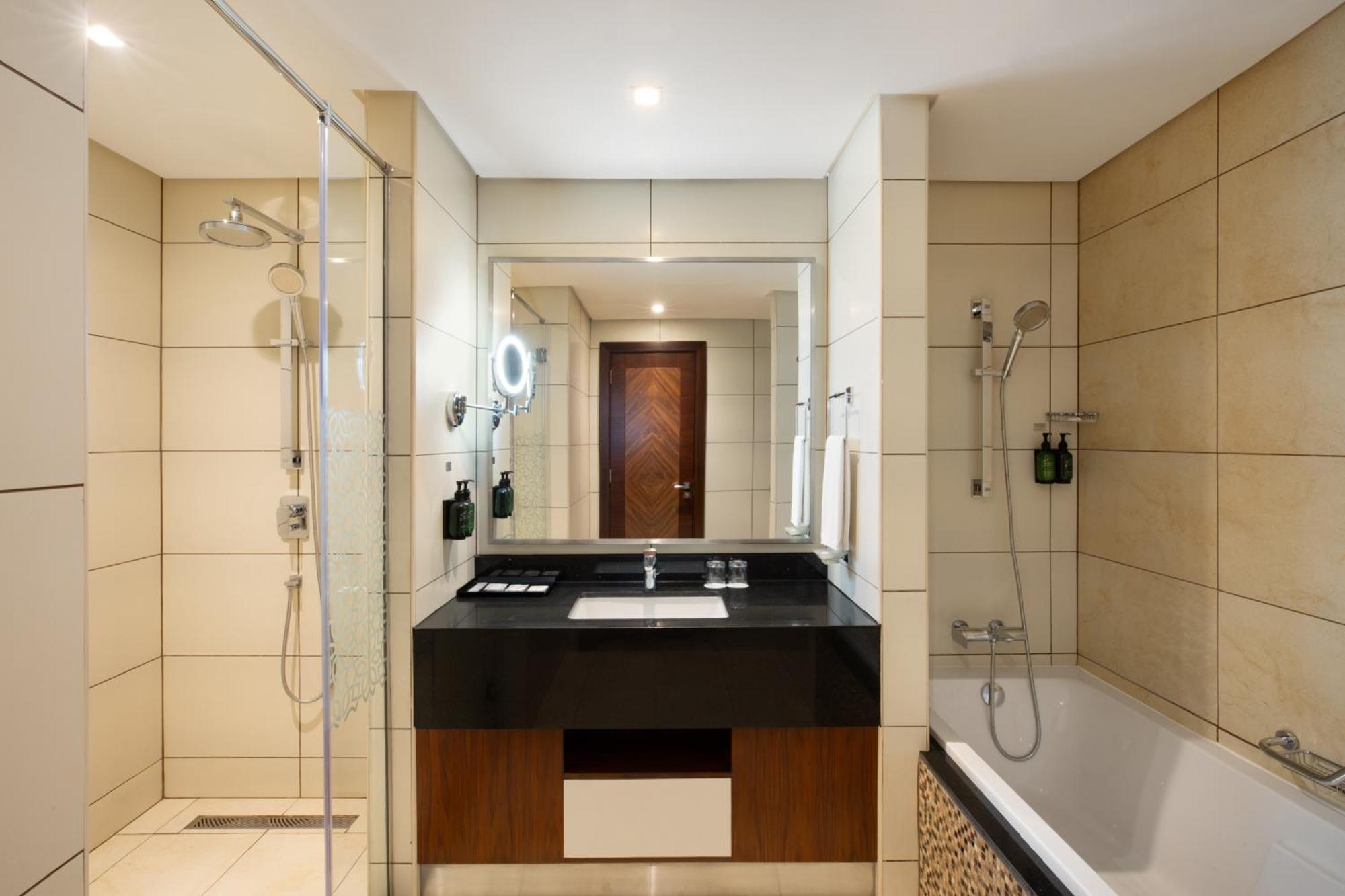 Royal Continental Business Bay - Deluxe Dubaï