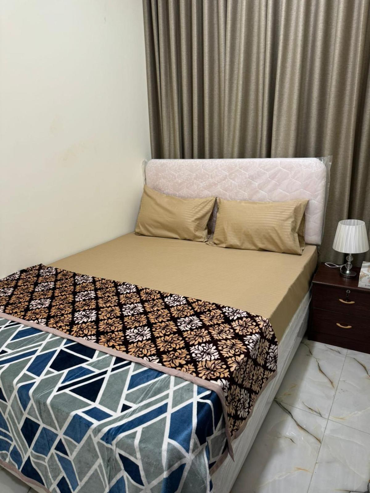 Furnished Private Near Union Metro Station Habitación en casa particular *