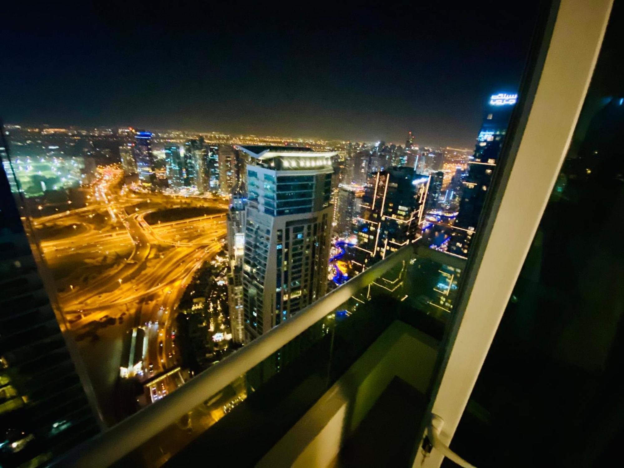 Amazing Couples Private Close To Mall Of Emirates Gazde/Camere de închiriat