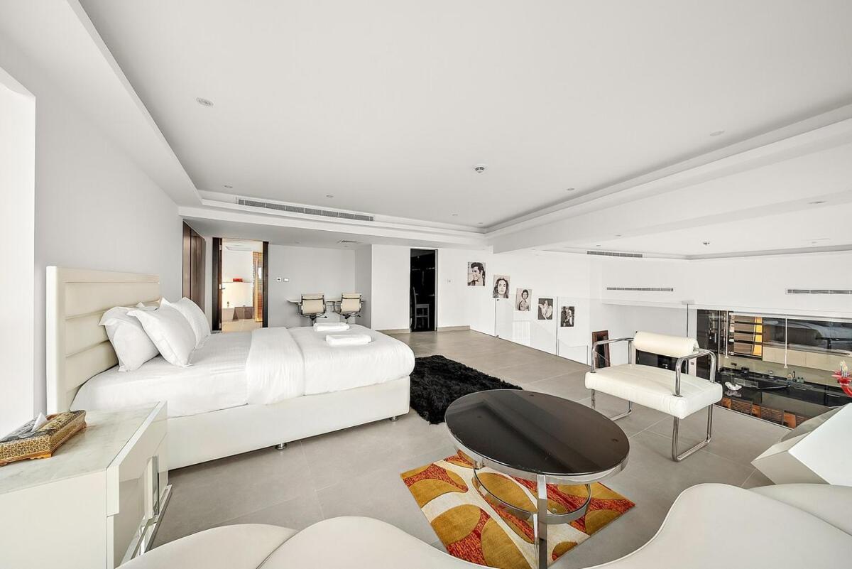 Upscale 2br Duplex Near Burj Khalifa With Free Parking & Pool Appartement *