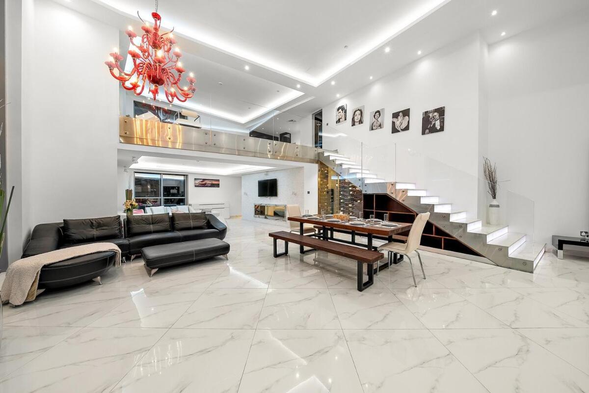 Upscale 2br Duplex Near Burj Khalifa With Free Parking & Pool Appartement *