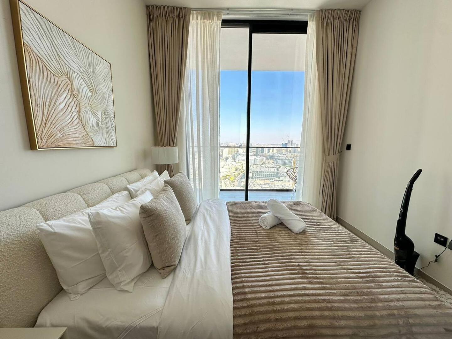 Elegant Urban 1 Bedroom In Jvc