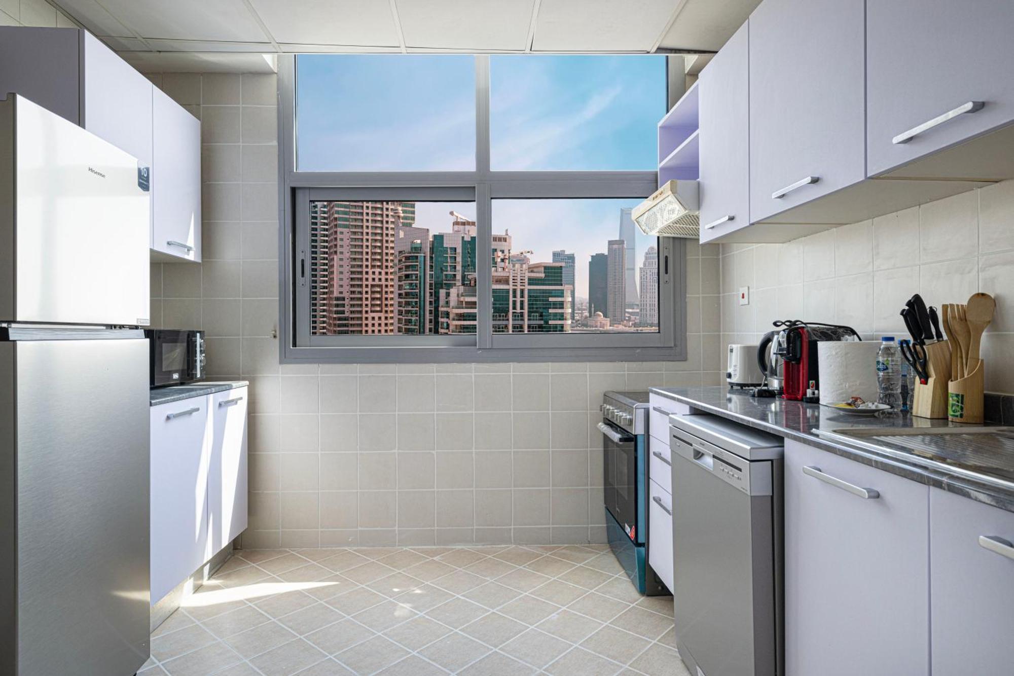 Appartement Cozy Urban 2br In Dec Tower Marina *
