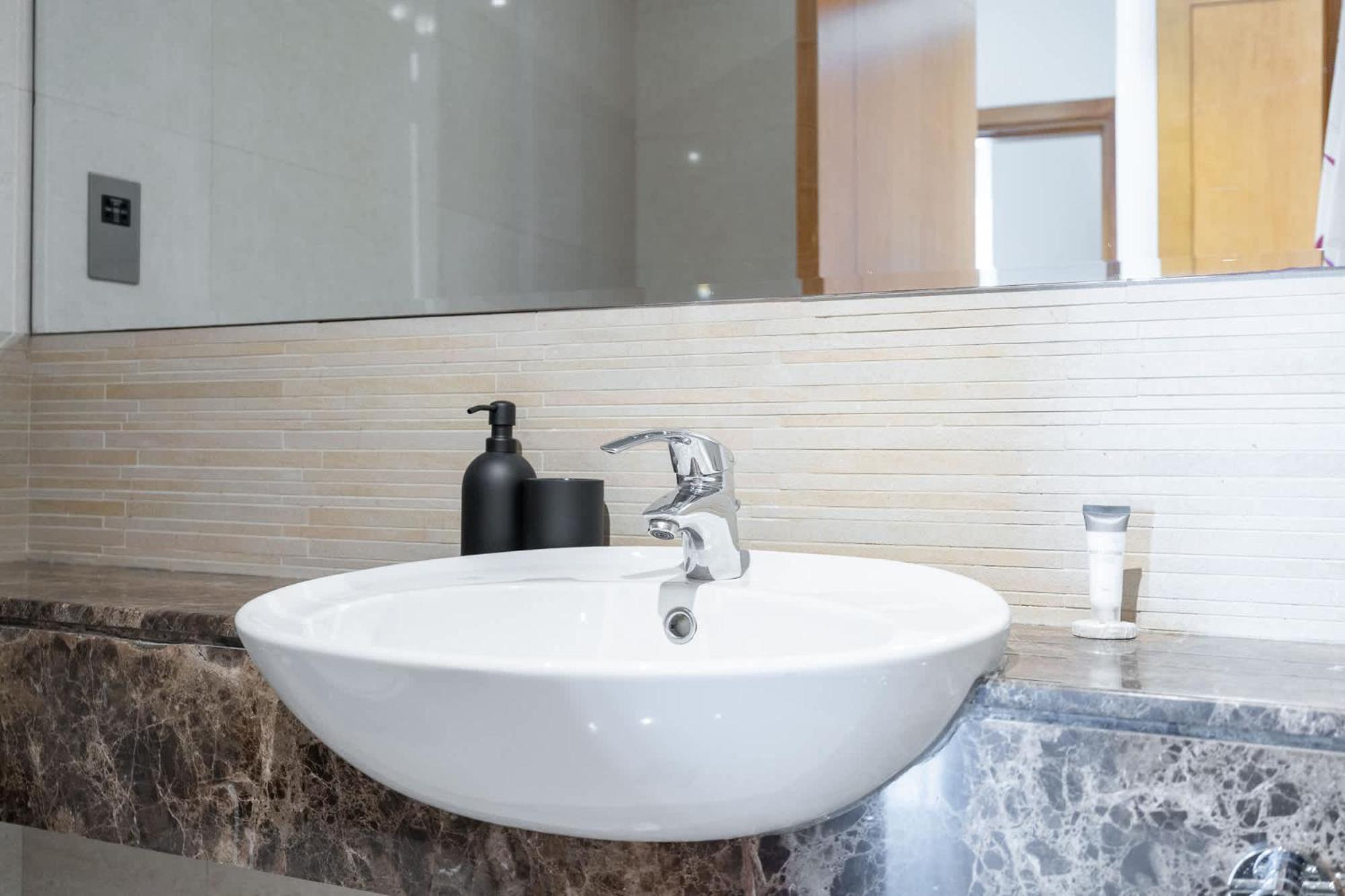 Spacious 2-bedroom Perfect For Family In Marina * Dubaï
