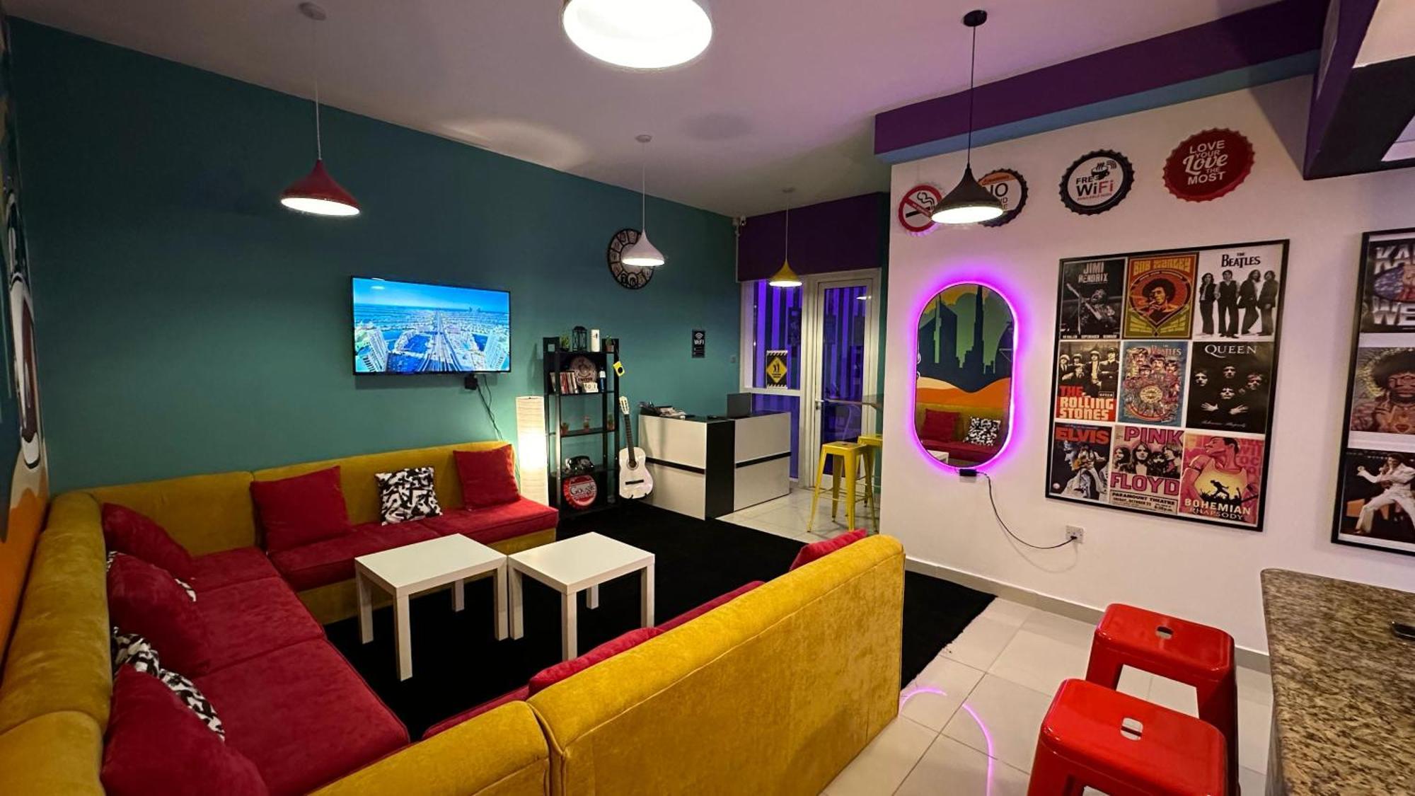 Hotel cápsula Papaya Backpackers Dubái