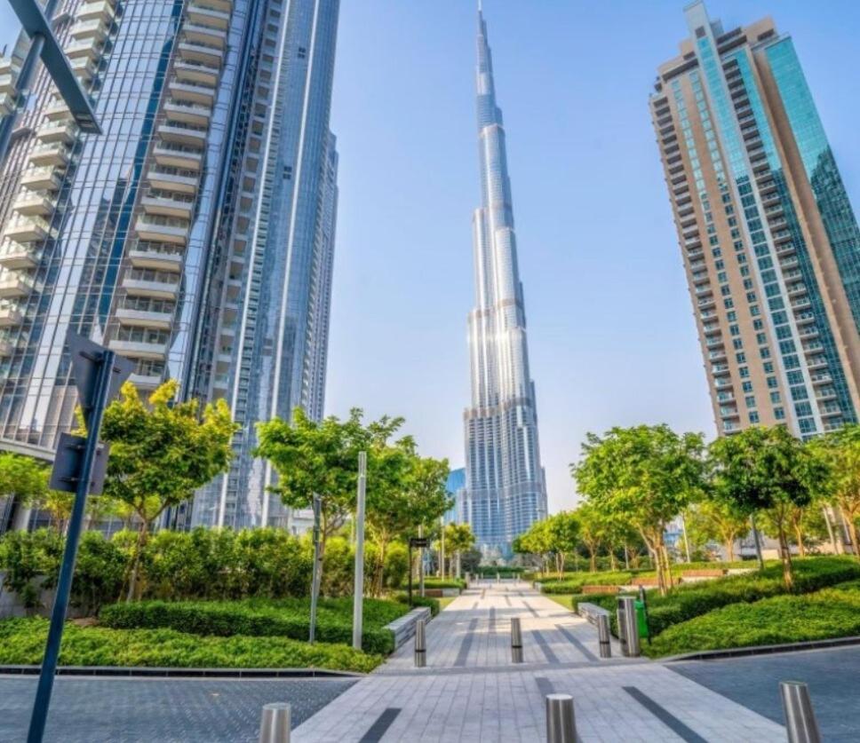 Luxury Act One Act Two 7 Min Walk To Burj Khalifa & Mall *