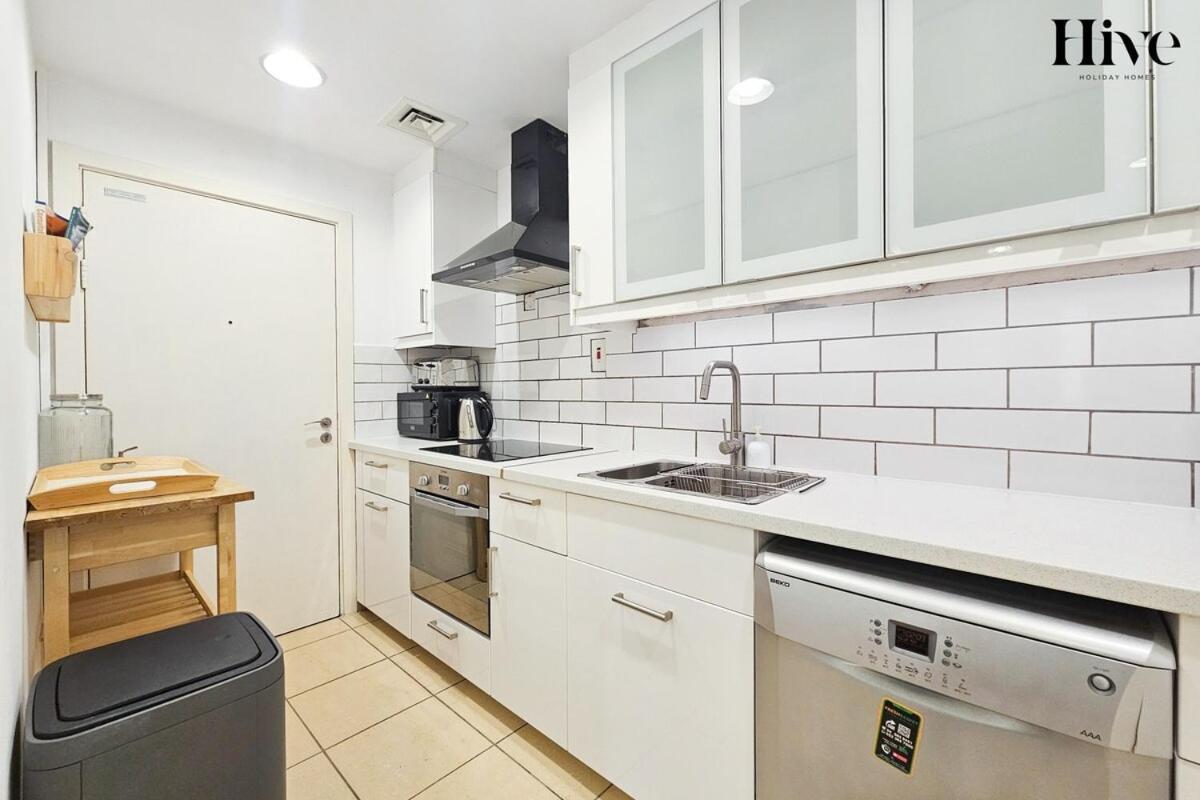 Spacious 2 Bed In Shams 4 Jbr * Dubai
