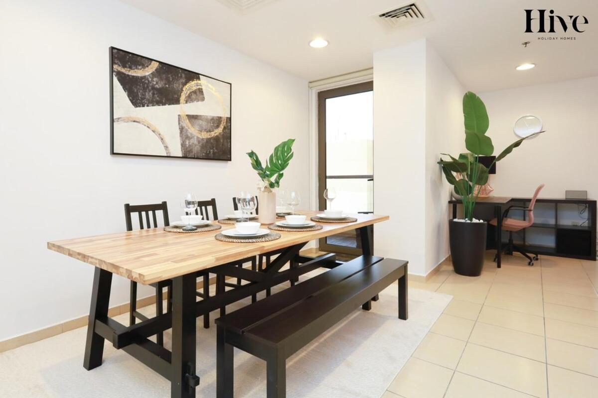 Apartment Spacious 2 Bed In Shams 4 Jbr *