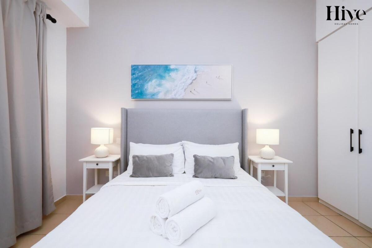 Spacious 2 Bed In Shams 4 Jbr Apartment *