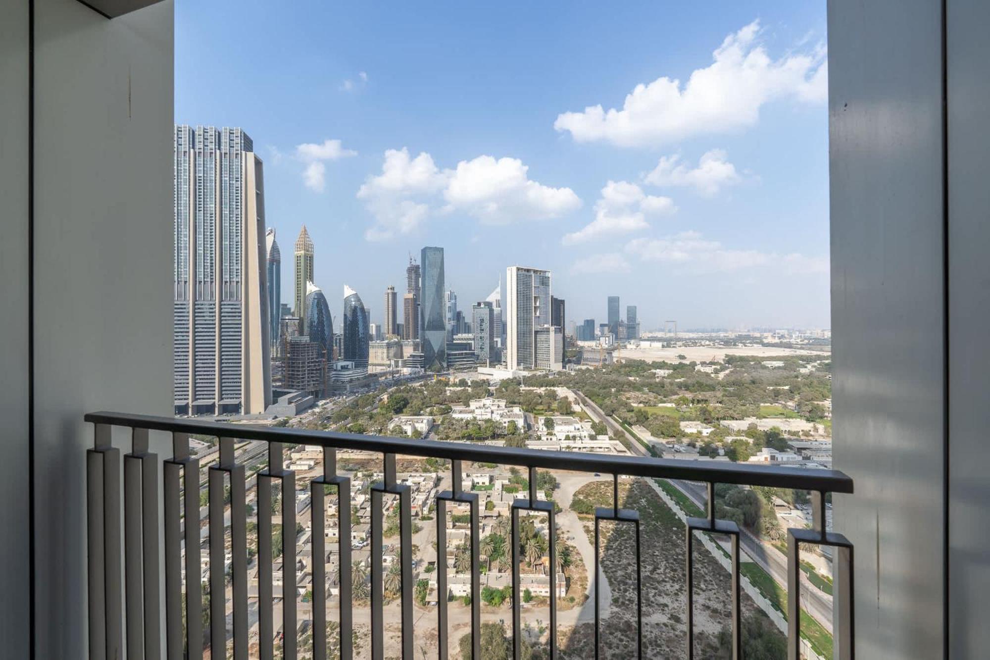 Modern 1-bedroom Perfect For Family In Downtown With Skyline Views Appartement Dubaï