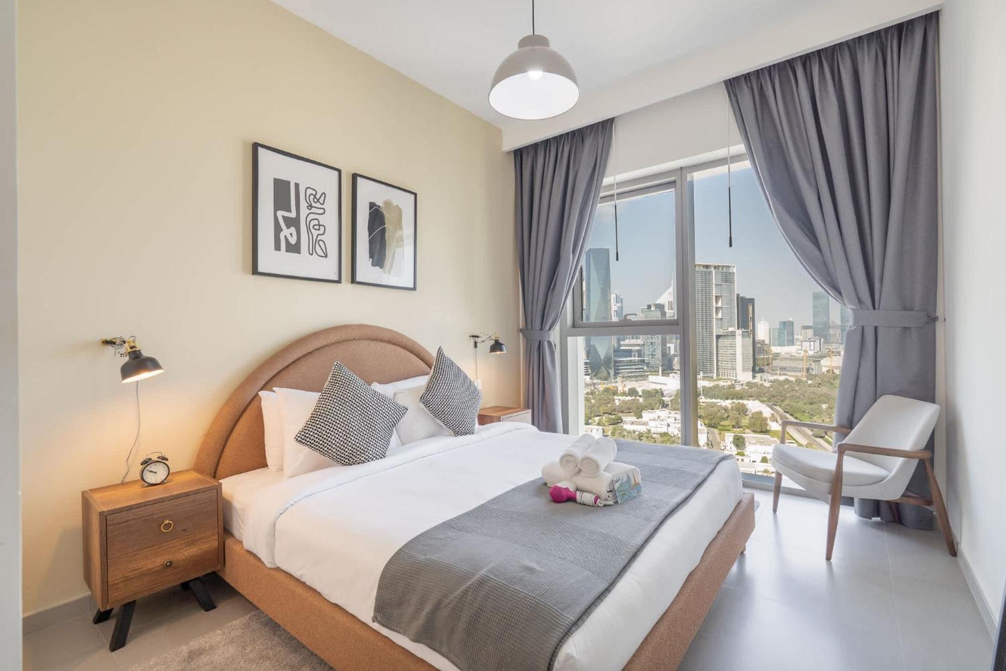 Modern 1-bedroom Perfect For Family In Downtown With Skyline Views Dubaï