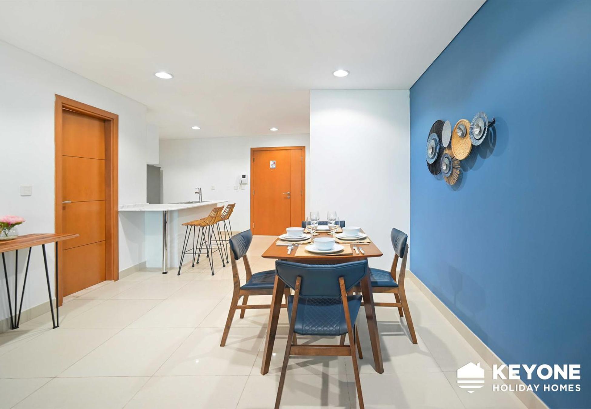 Fascinating Ocean Views In A One Bedroom Appartement *
