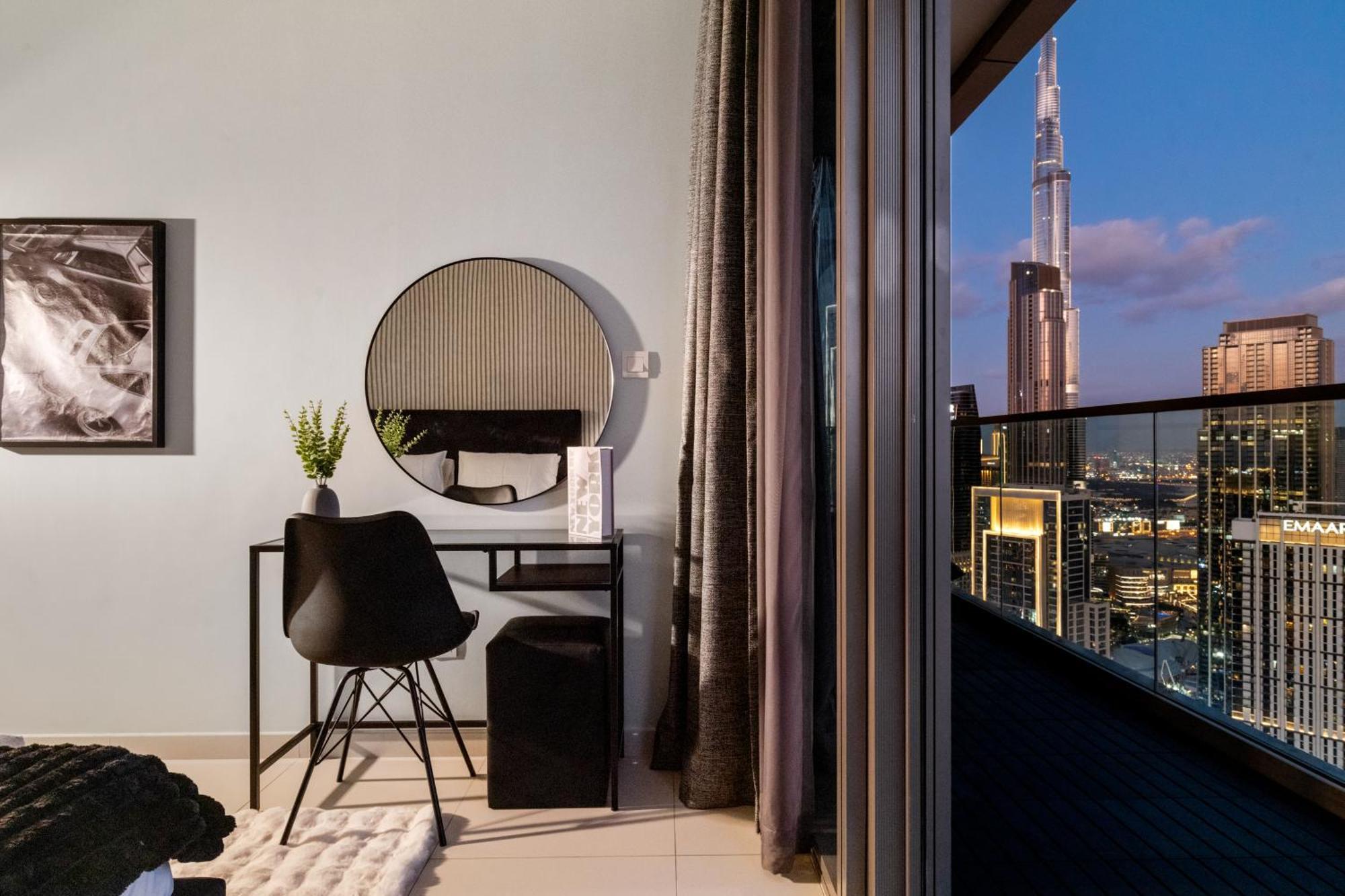 Appartement Sky-high 2br - Infinity Pool & Burj Khalifa Views Dubaï
