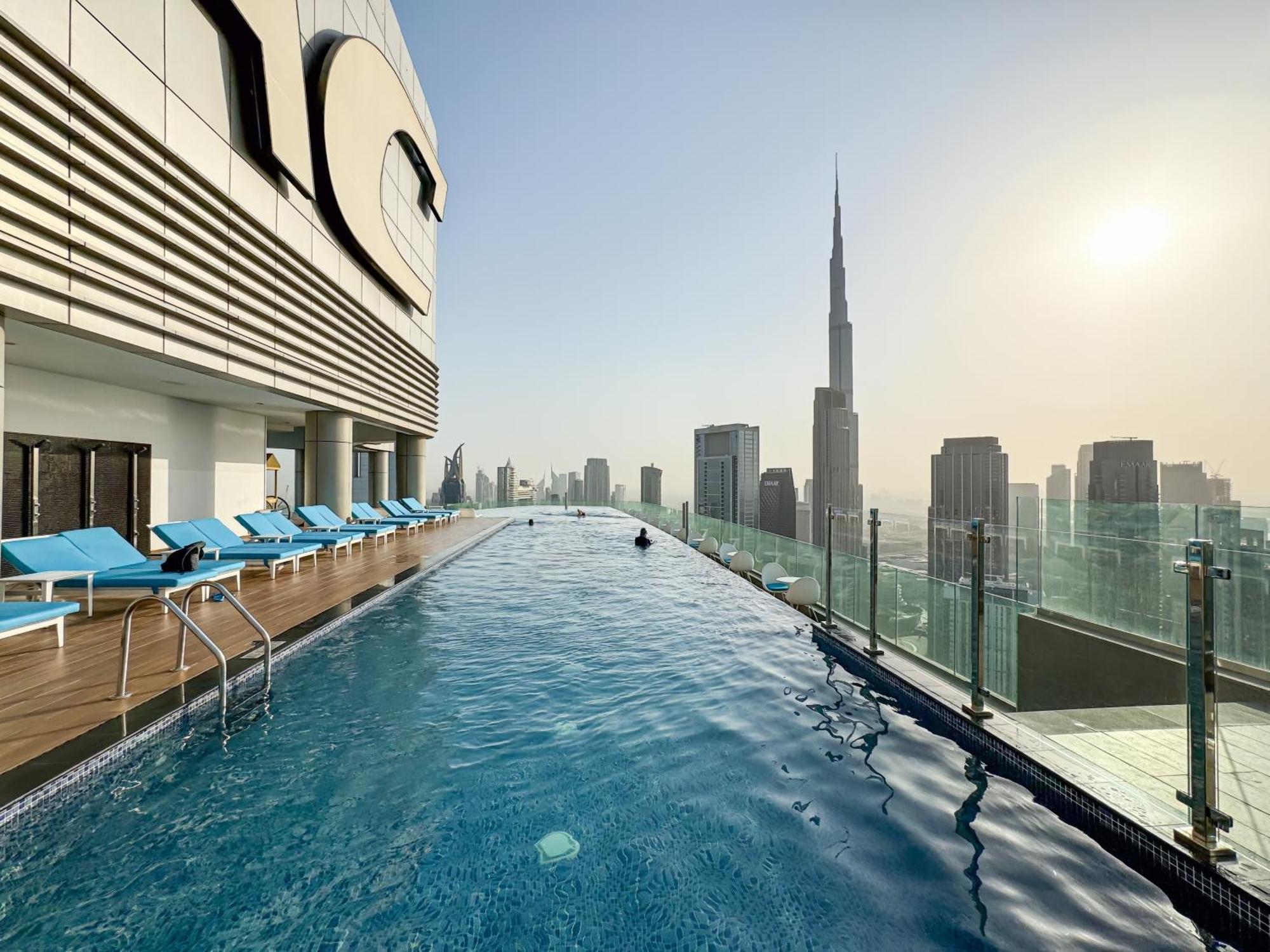Appartement 5 Star High Rise Luxury Apartment, Infinity Pool With Stunning Burj View - Brand New Dubaï