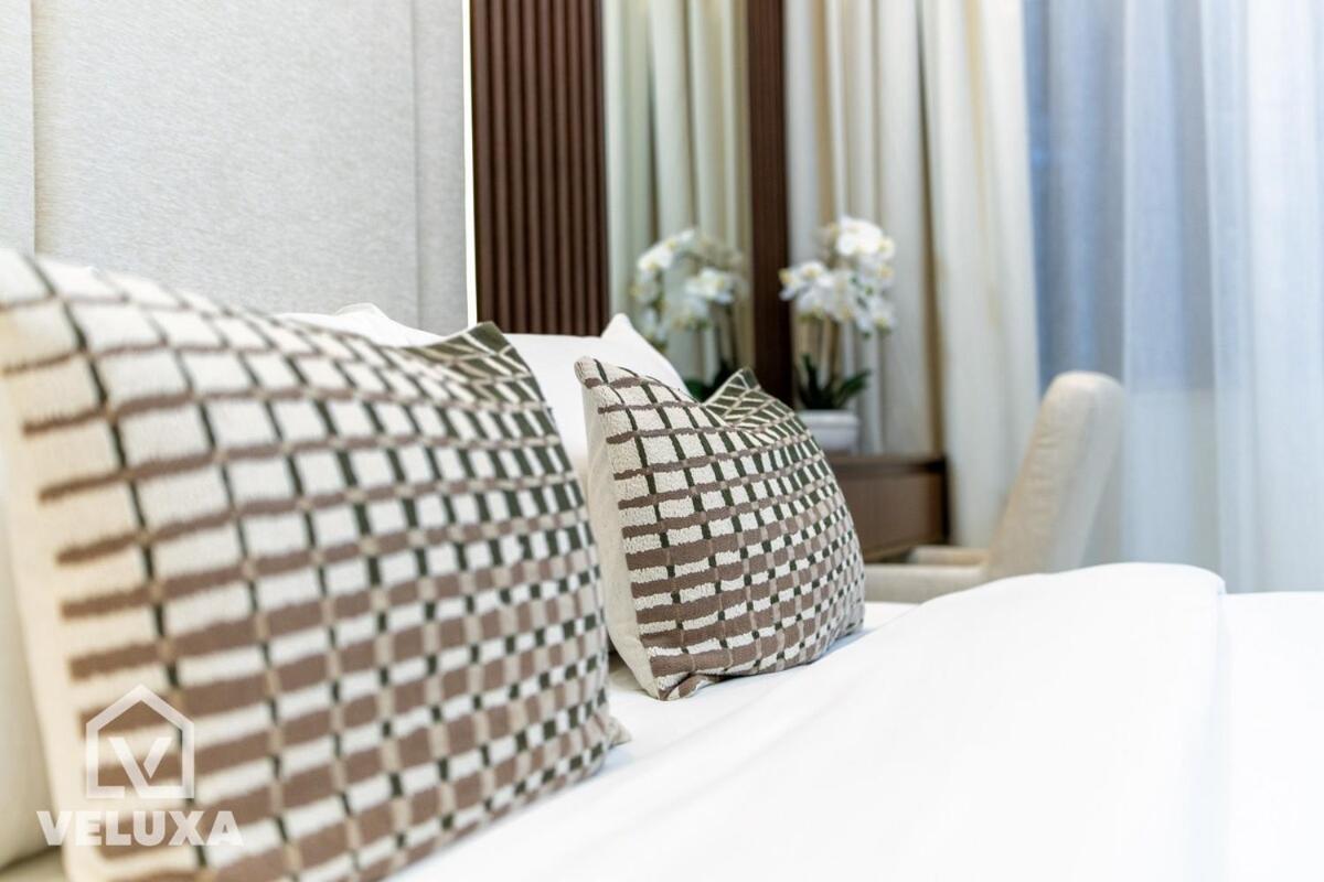 Veluxa-luxe 2bed 2 Min Walk To Mall