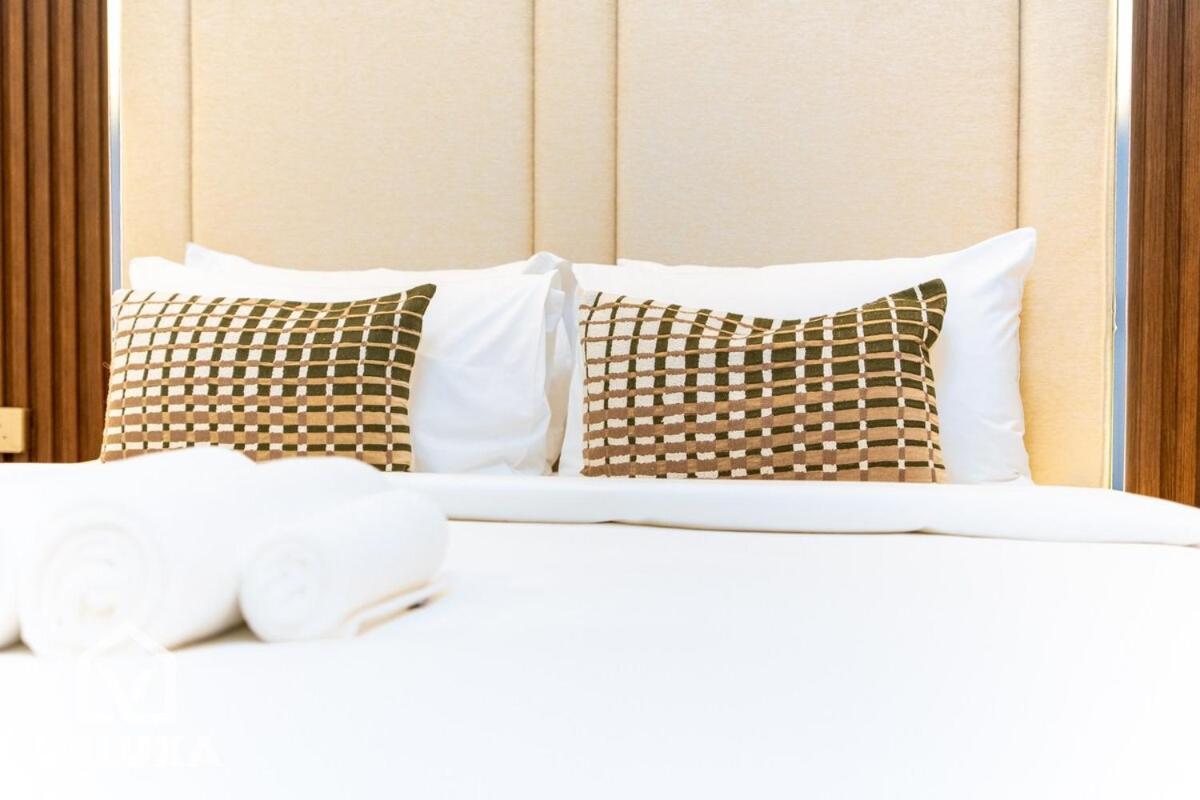 Veluxa-luxe 2bed 2 Min Walk To Mall Dubaï