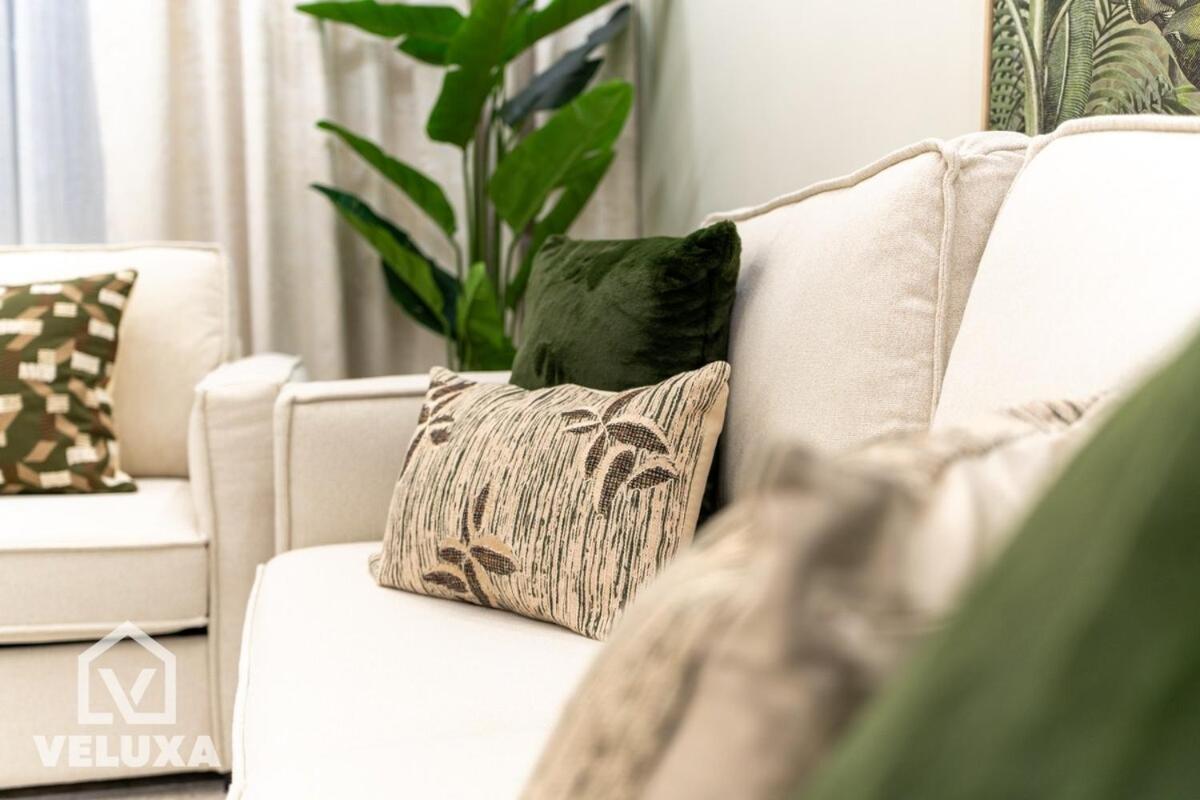 Veluxa-luxe 2bed 2 Min Walk To Mall *