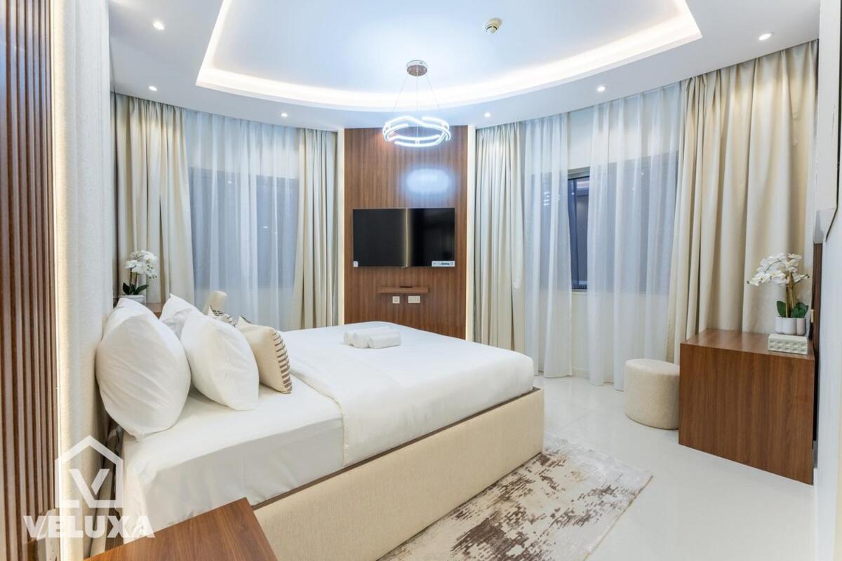 Appartement Veluxa-luxe 2bed 2 Min Walk To Mall *