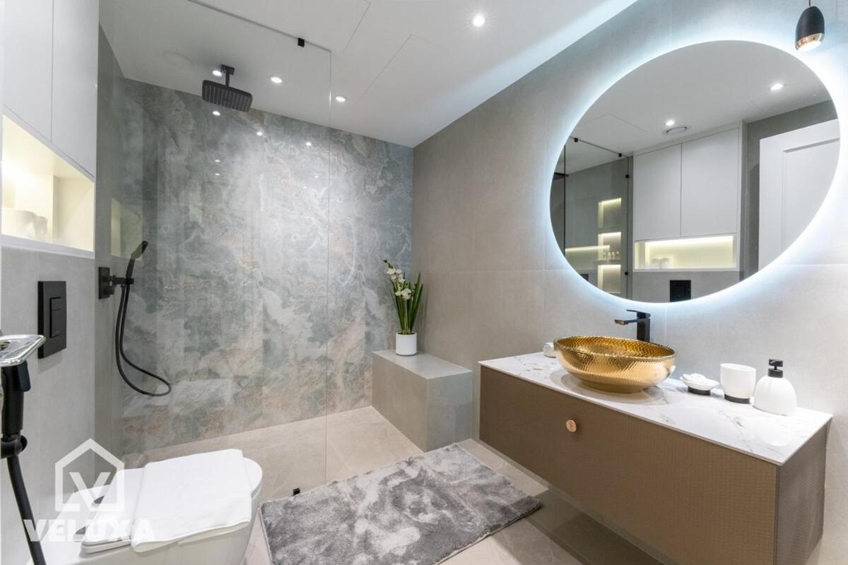Veluxa-luxe 2bed 2 Min Walk To Mall Appartement Dubaï