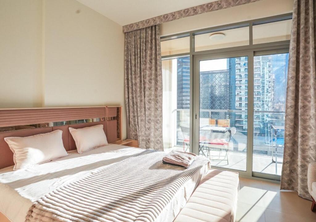 Dreamshoma-1b Spacious Appartement *
