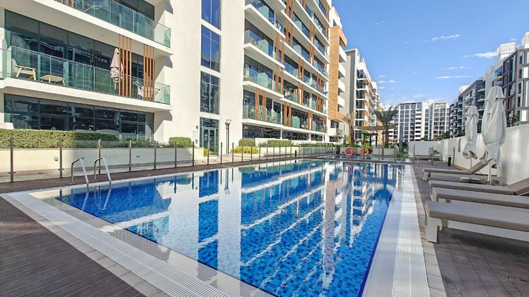 1 Bedroom And A Marvelous Flat In Azizi Riviera 26 Appartement